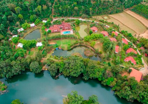 Kadkani River Resort