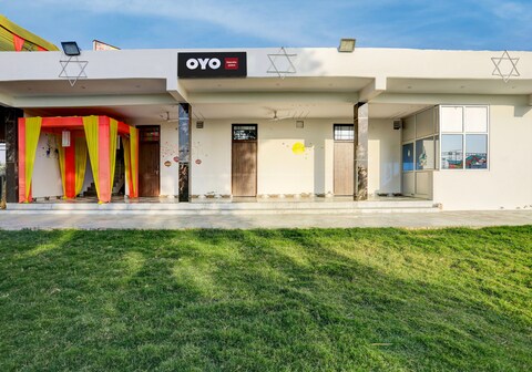 Hotel O RAJENDRA PALACE