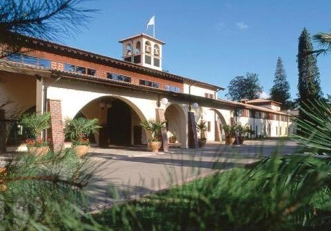 Europa Gatwick Hotel