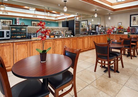 Best Western Plus Monahans Inn & Suites
