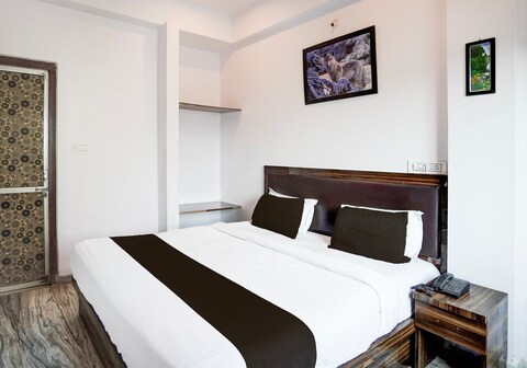 Hotel O Signature Town