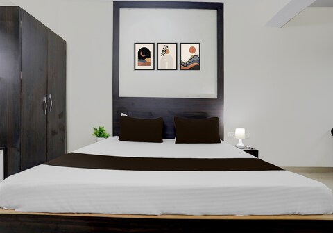 Hotel O Mahadev Palace