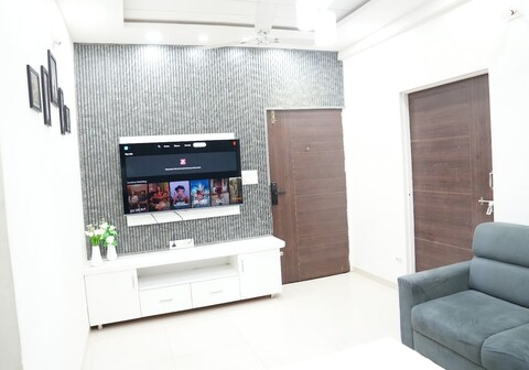 2 BHK Penthouse with Open Terrace Panoramic View