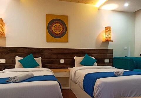 Elements Boutique Hotel, MG Marg