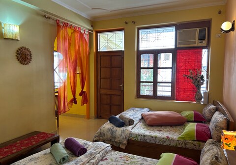 Ganga Vatika | A Boutique Stay