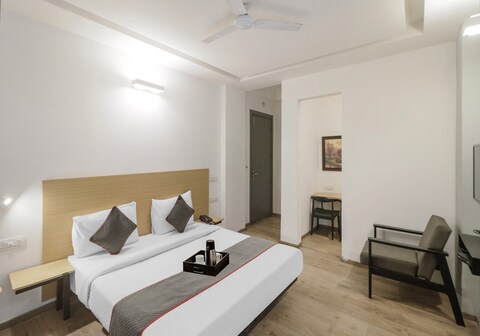 Super Townhouse Hotel Flora Lite