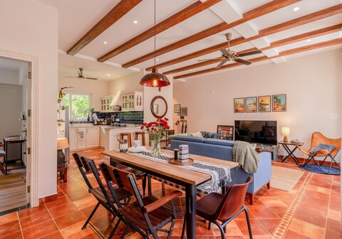 La Tierra Viva 3BHK Private Garden Apartment in Assagaon