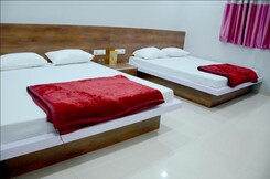 Hotel Raghumani Palace, Ujjain Hotel Raghumani Palace, Ujjain