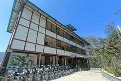 Hotel 100 Petals - Gangtok 12 mins from MG Marg, Gangtok Hotel 100 Petals - Gangtok 12 mins from MG Marg, Gangtok