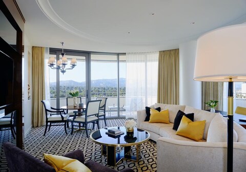 والدروف أستوريال بيفرلي هيلز