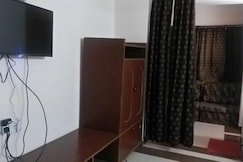 Gangour Hotel, Rishikesh Gangour Hotel, Rishikesh