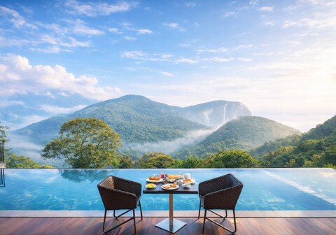 Shola Crown Resort - Munnar