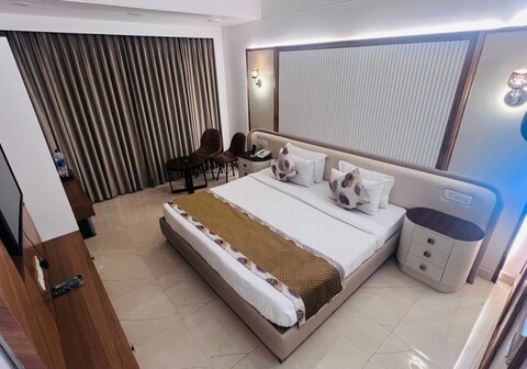 Surya Grand Hotel, Rajouri, West Delhi