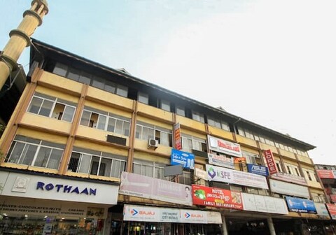 Intimate Tourist Home