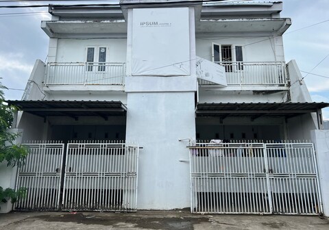 Hotel O Kost Pak Dahlan Near Modern Estate