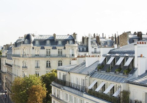 أوتل بورجوني إيه مونتانا