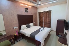 D K House, Anand D K House, Anand