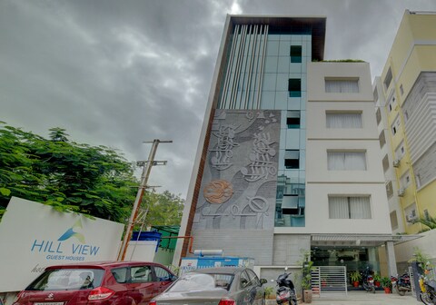 Rooms in Gachibowli DLF