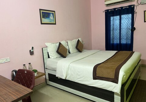 Jagannath Inn By Coastal Crew (Just 200 mtrs from Beach)