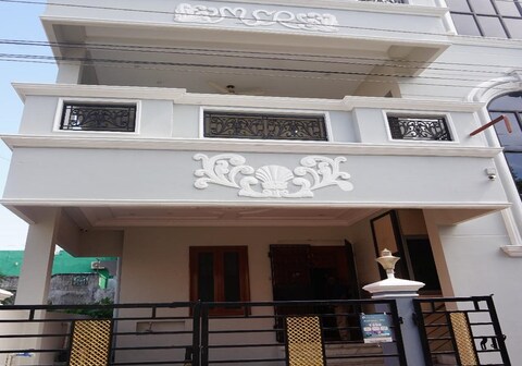 Vasantharaja villa Arumparthapuram