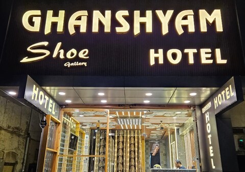 Ghanshyam Hotel