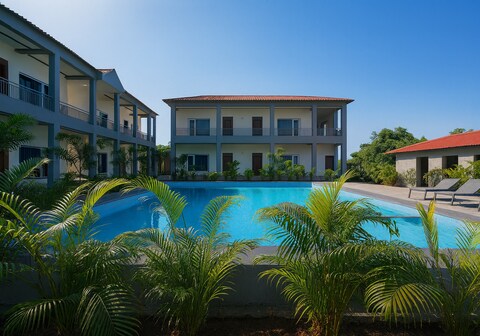 Lavender Hotels with Swimming Pool - Statue of Unity