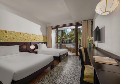 Emerald Hoi An Riverside Resort