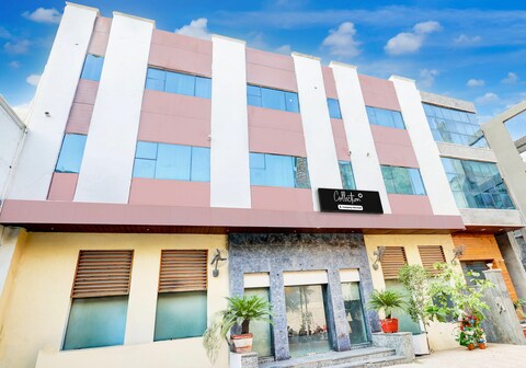 Collection O Ashoka chowk formerly Hotel Saffron