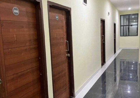 Hotel O Pravin Executive