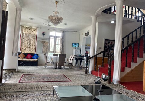 Zabarwan Home