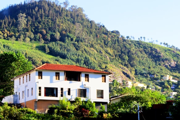 Satya Anand Cottage Pure Veg and Non Alcoholi-Coonoor