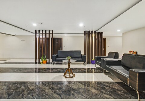 Super Hotel O D Suites