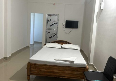 Hotel O Pradip Guest House