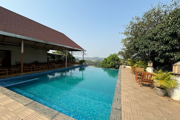 The Silverador Resort Club