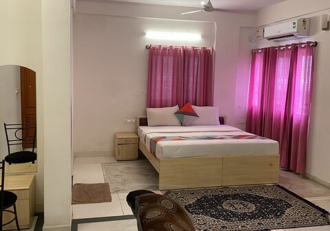 HOTEL MAPLE GREEN SUITES/DELUXE