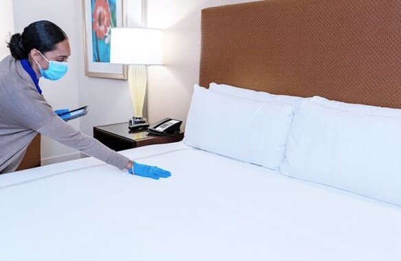 Homewood Suites by Hilton Toronto Airport Corporate Centre