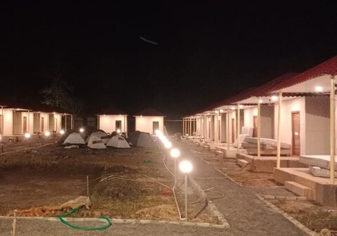 Raghu Eco Resort