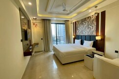 Hotel Omaxe Mini Hazratganj, Lucknow Hotel Omaxe Mini Hazratganj, Lucknow
