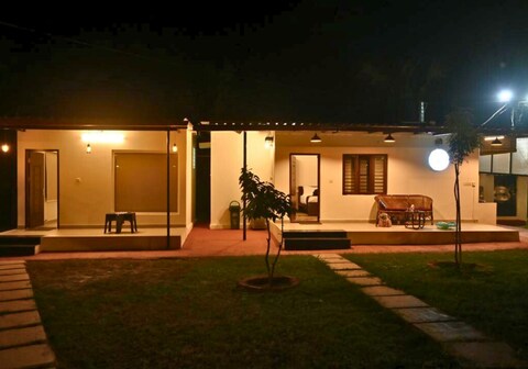 JUNGLE FARMS By MAARK INN