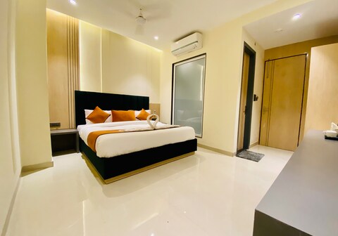 Hotel 51