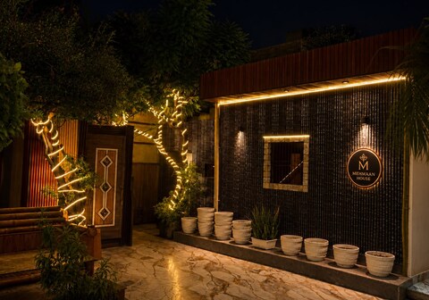 Mehmaan house