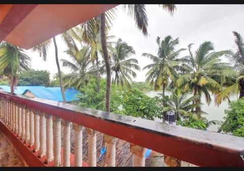 Ferns Guest House Near Fat Fish Baga