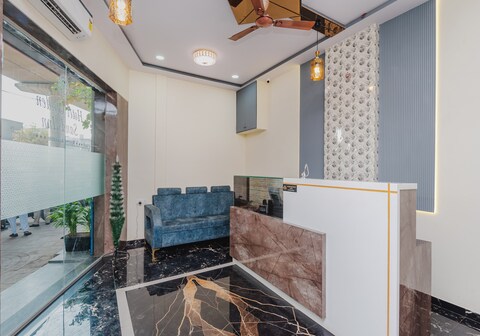 Hotel Golden Sands Inn