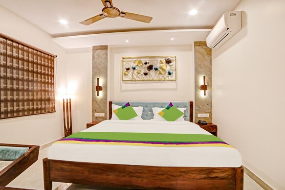 Treebo Lazystay Elite