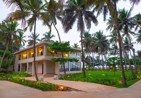 Uva Sands Beach Resort