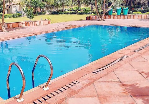 Partyvillas Resort inn