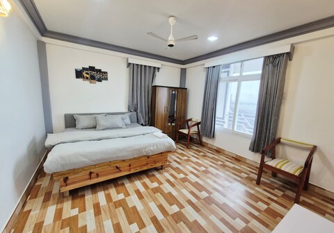 Nesting Abode Homestay | Valley View