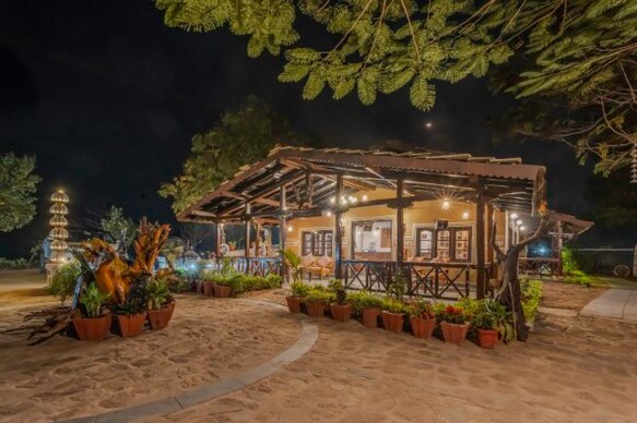 WOW STAYZ2  Pachmarhi  Ecotel