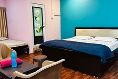 ROYAL KINGS GUEST HOUSE, Visakhapatnam ROYAL KINGS GUEST HOUSE, Visakhapatnam