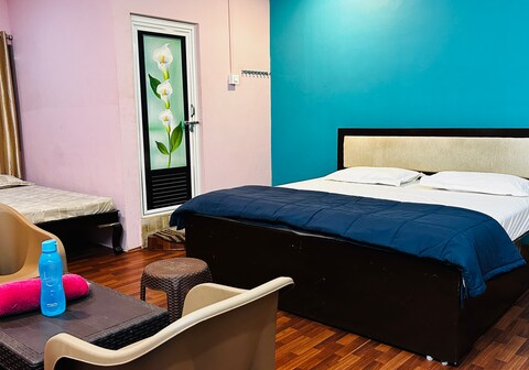 ROYAL KINGS GUEST HOUSE